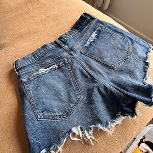 abercrombie high rise mom short